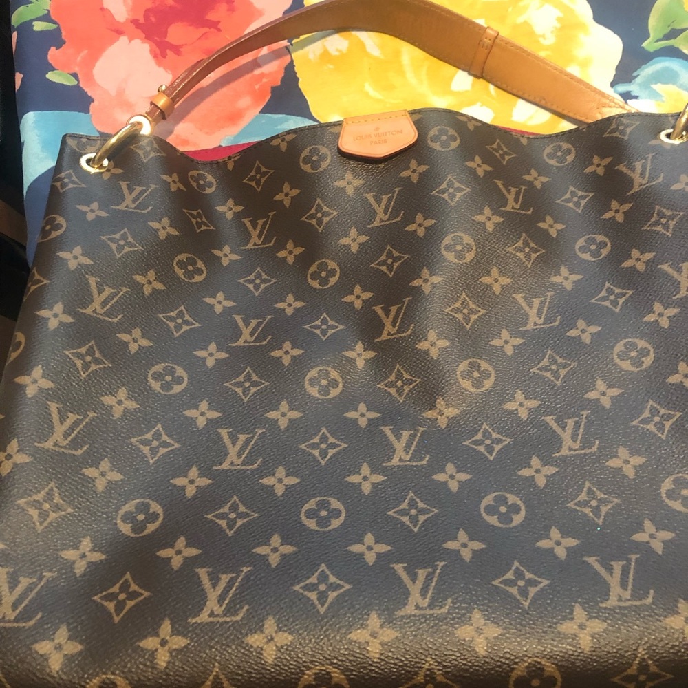 Authentic LV GRACEFULL MM